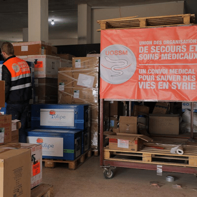 Don de kits de médicaments aux ONG humanitaires en Syrie